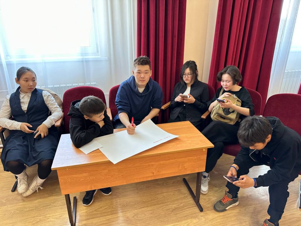 Дьиэ кэргэн күнүнэн!