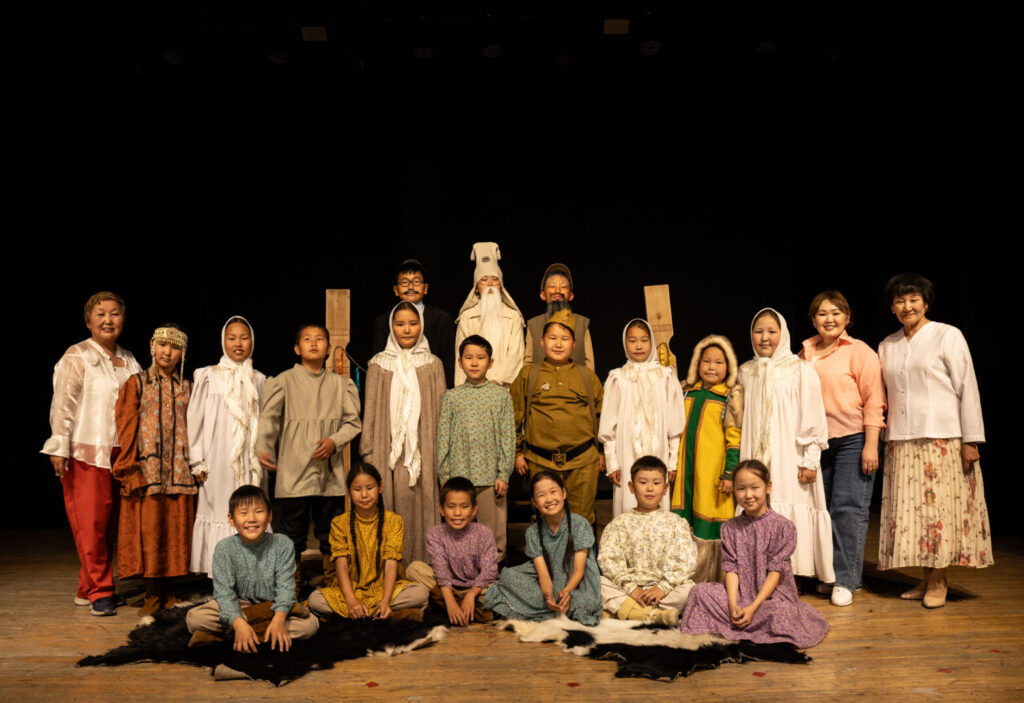 Детский театральный коллектив «Төлөн»