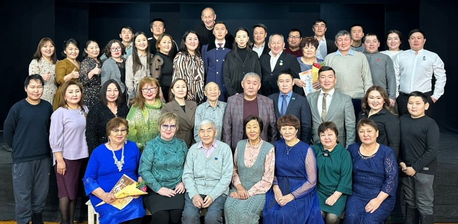 Театральный коллектив «Дьулуур»