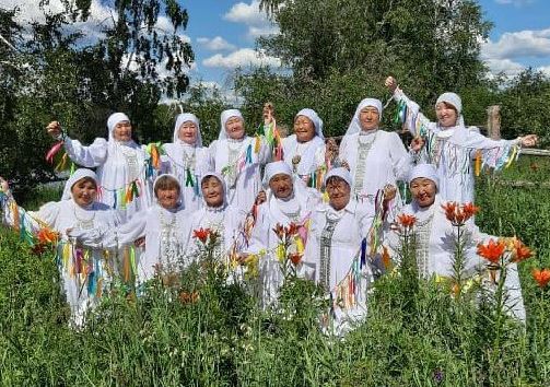 Танцевальный коллектив «Алгыс»