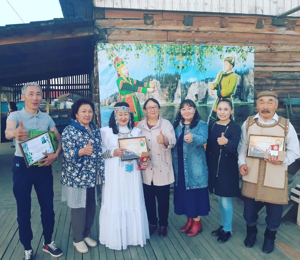 Эстрадные солисты