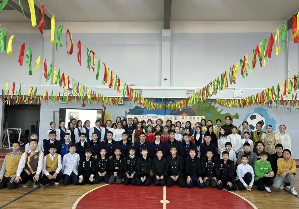 «Оллооннуу туойдахпына»