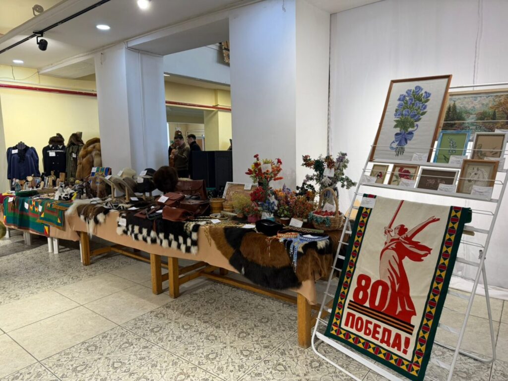 Улусная выставка-конкурс «Айар кутум умсулҕана»